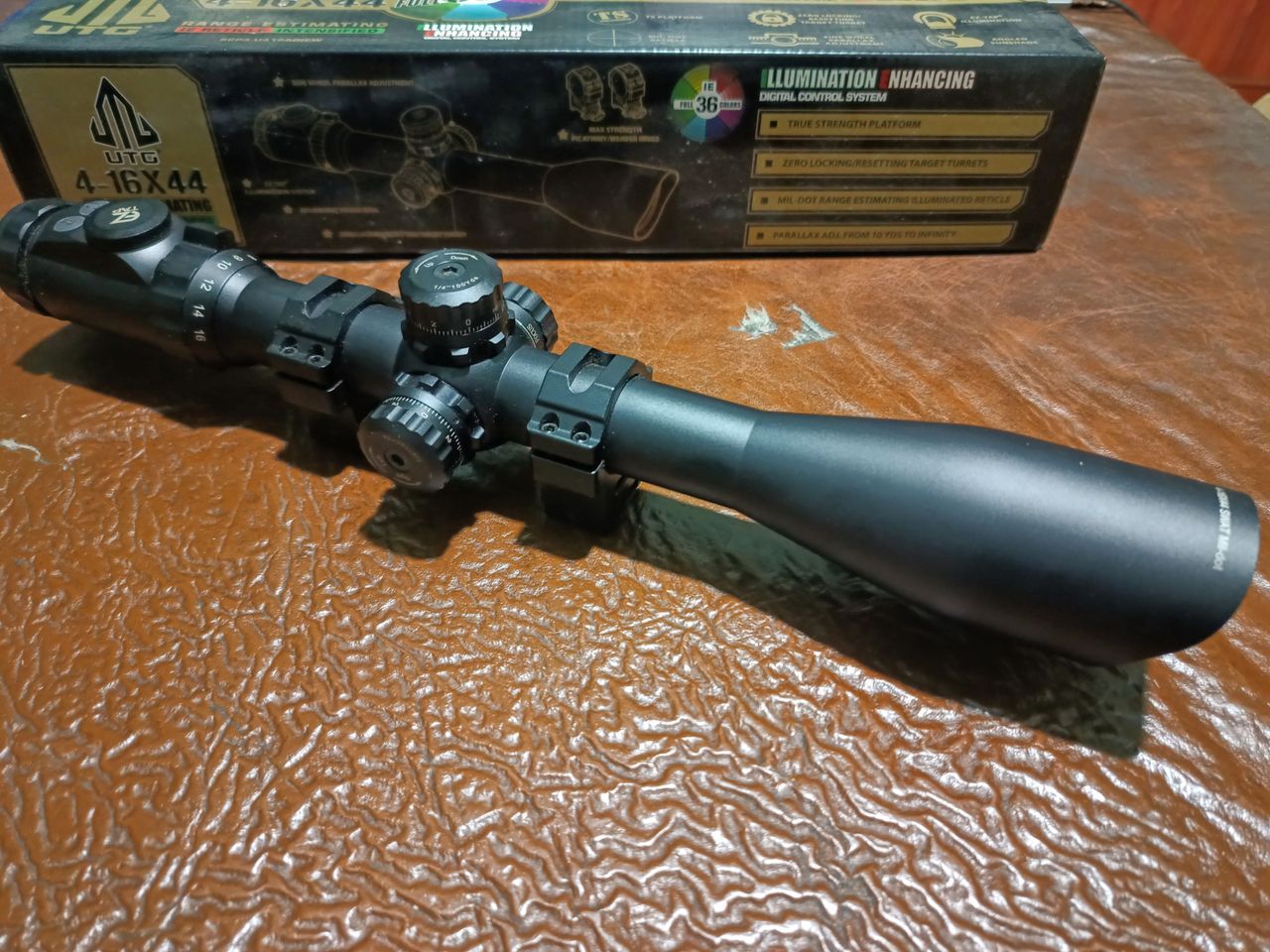 UTG Leapers - 4 16x 44 reticulo iluminado