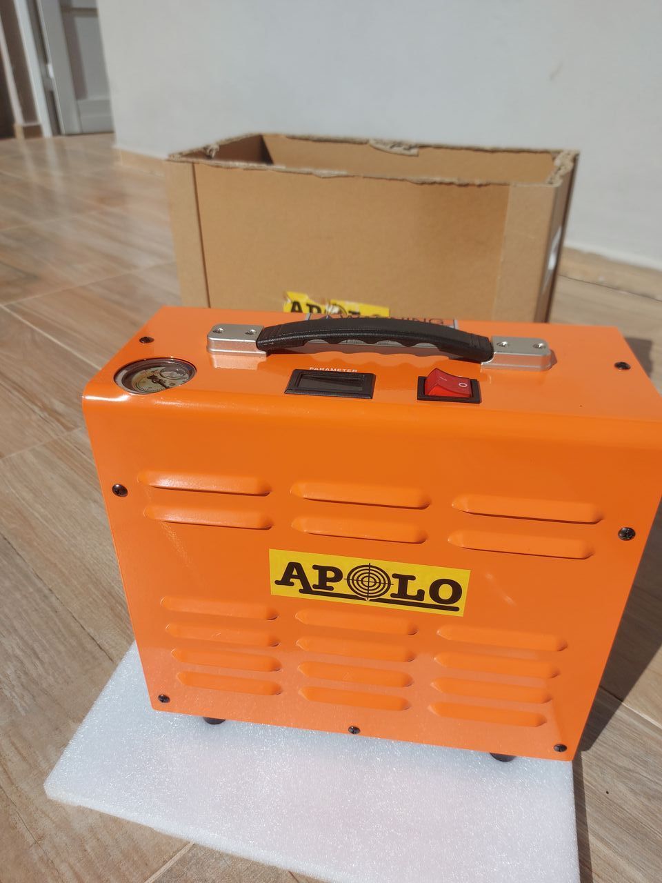 Apolo - 12/220 v